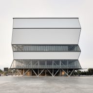 Teatro Biobio by Smiljan Radić